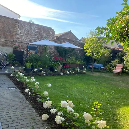 Secret Garden Appartement *